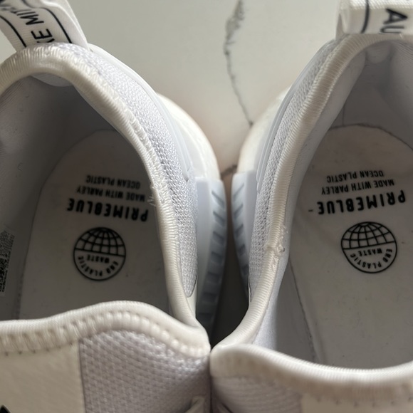 Adidas NMD_R1 PrimeBlue - Picture 12 of 12